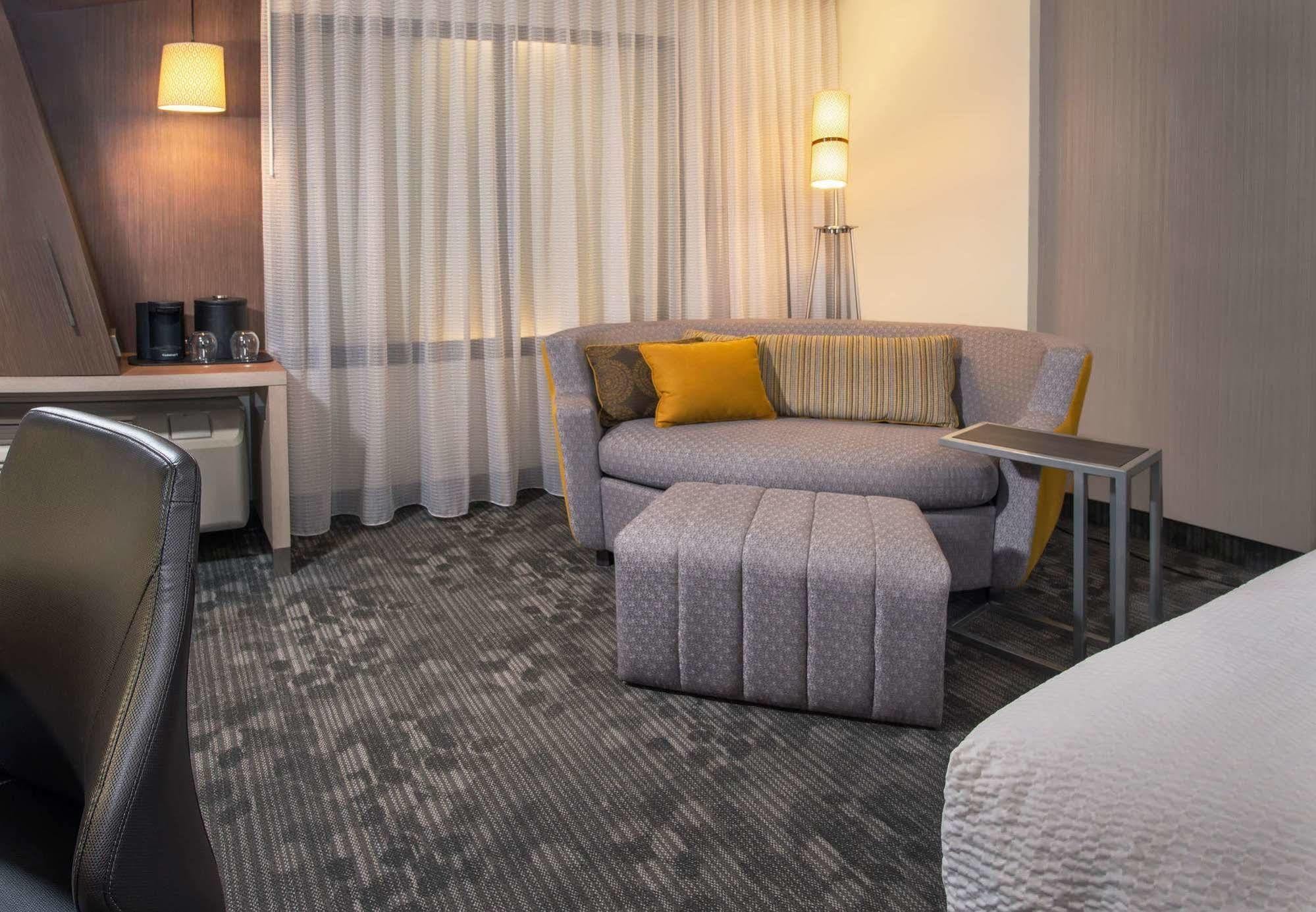 Готель Courtyard By Marriott El Paso East/I-10 Екстер'єр фото